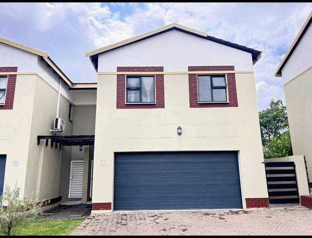 4 BEDROOM HOUSE FOR SALE IN EQUESTRIA